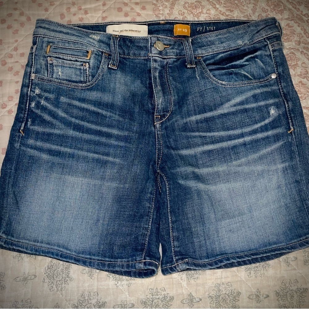🔥 Anthropologie-Pilcro and the Letter Press Jean shorts 🔥